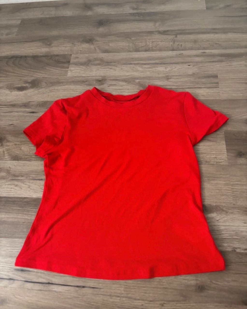 SHEIN  Tshirt  Size M