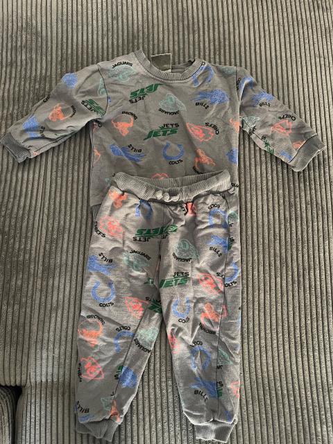 NFL Set aus Hose und Pullover Size 92