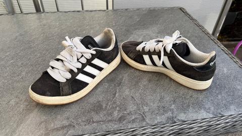 Adidas Alte Schuhe