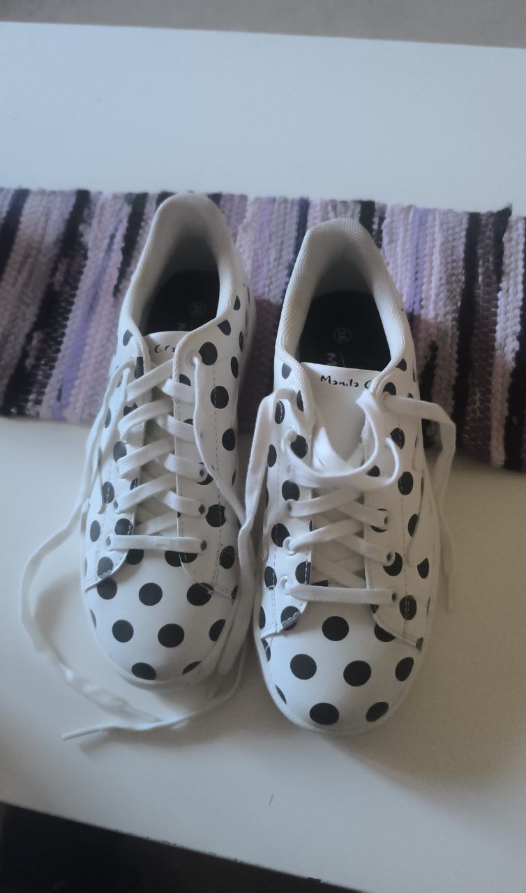 Ohne Marke hübschen Sneaker Size 36