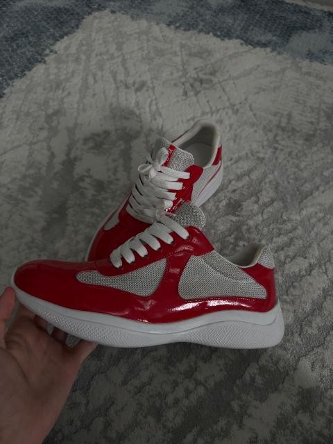 Prada Prada cups Rot Size 44