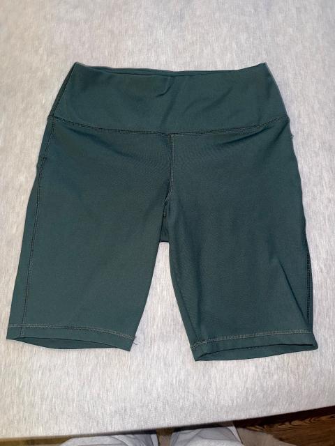 Lululemon Lululemon Shorts – Größe M Size M