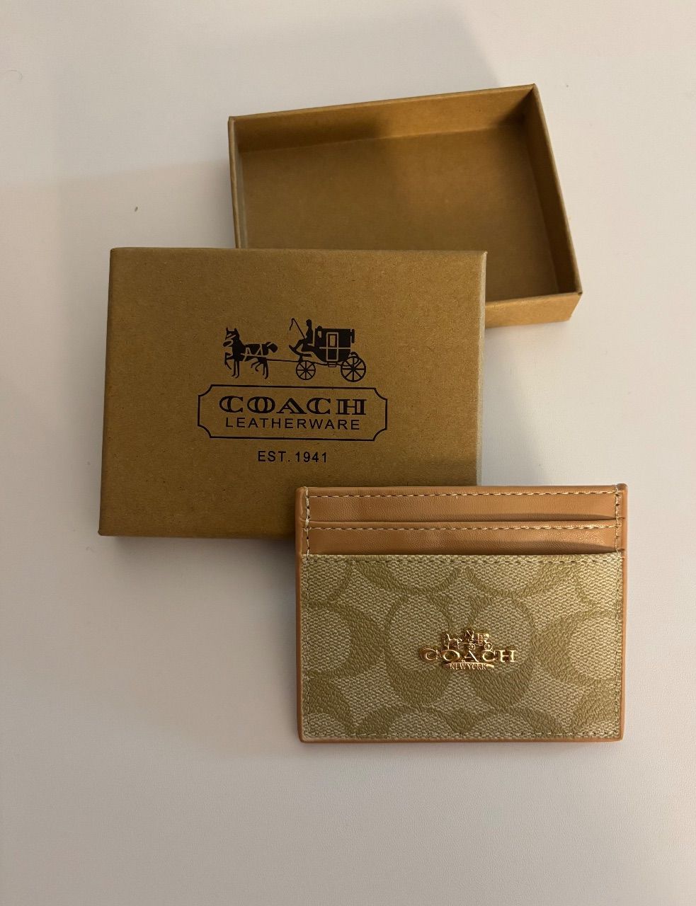 Coach Beige / creme Coach Cardholder Wallet Geldbeutel Kartenhalter Etui Portmonee
