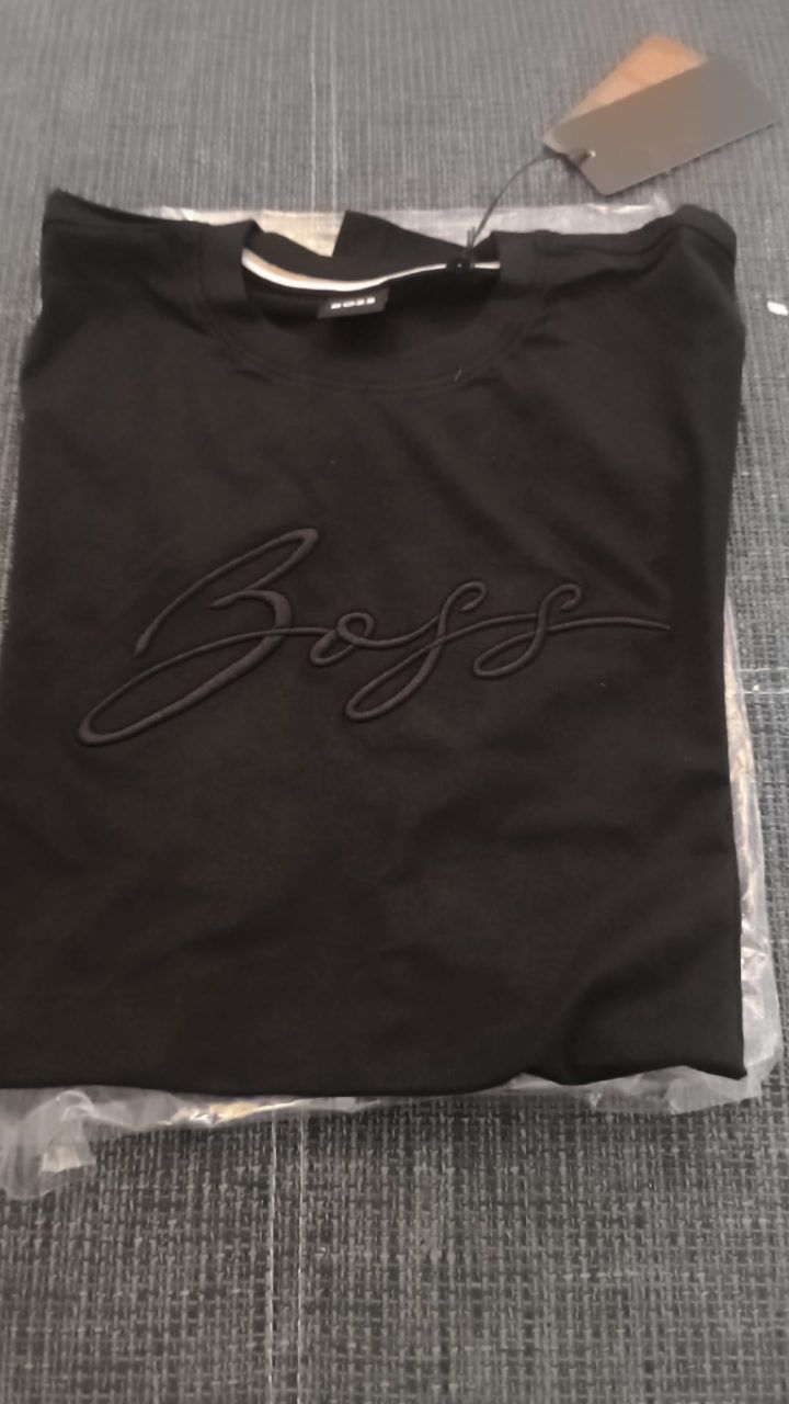 Hugo Boss Hugo Boss Herren T-Shirt Schwarz Sticklogo Größe XXL Neu mit Etikett Size XXL
