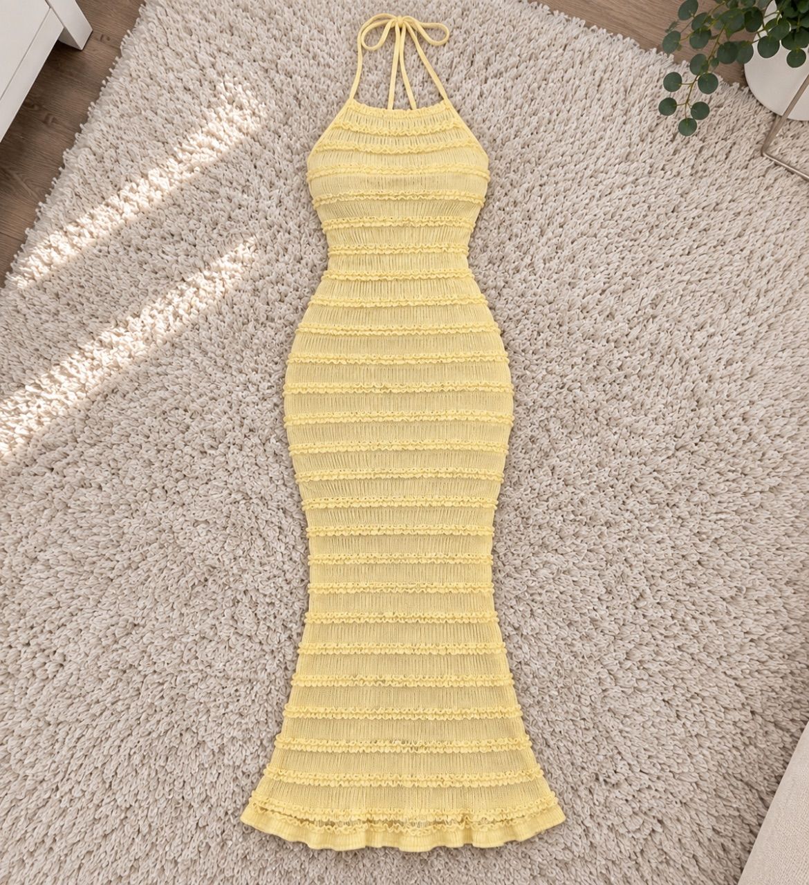 Sonstiges  Gelbes Damen Maxi-Kleid mit Neckholder – Größe M – Neu Size M