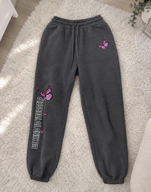 Sonstiges Damenzweiteiler Jogginganzug Grau mit Schmetterlingen – Größe XS- M – Neuzustand Size M