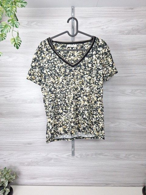 Garcia T-Shirt Shirt Blusenshirt Blumenprint V-Ausschnitt 38