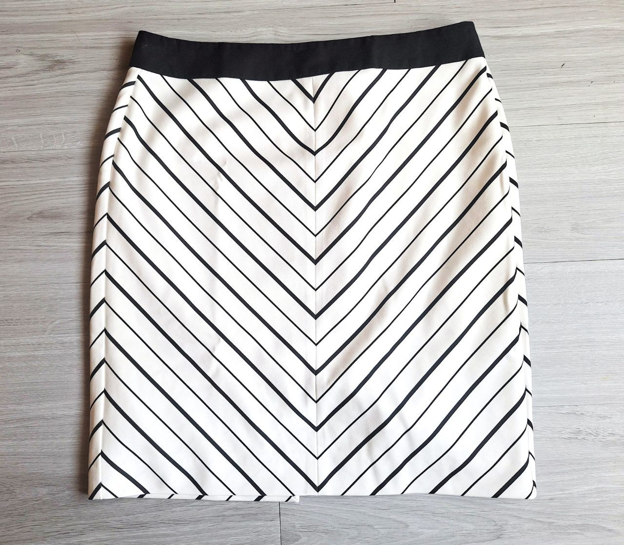 Ashley Brooke Ashley Brooke Bleistiftrock Midirock Chevron Streifen Business Schwarz Weiß 38 Size M