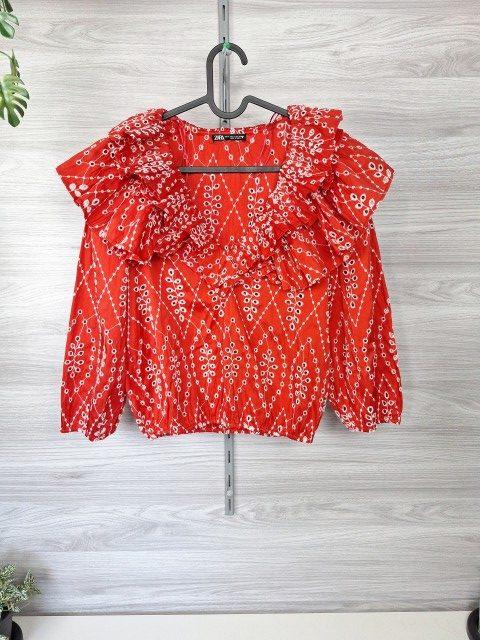 Zara Zara Rüschenbluse Volantbluse Lochstickerei Stickereibluse Boho Tunika 36 Size S