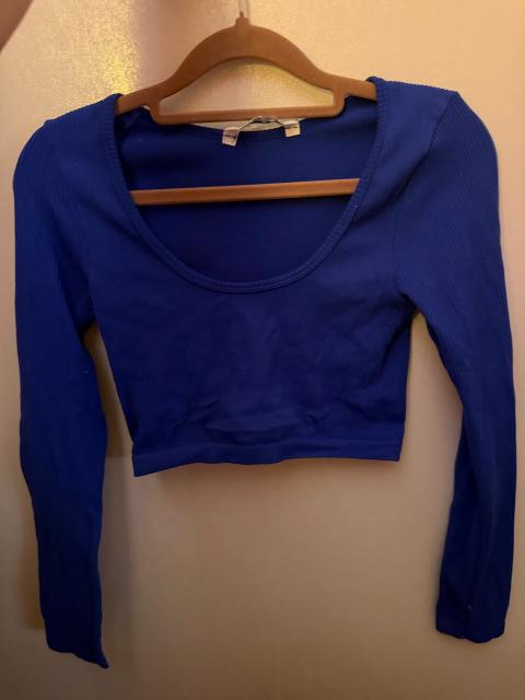 Stradivarius Blaues langärmliges Bauchfreies Oberteil von stradivarius Size M