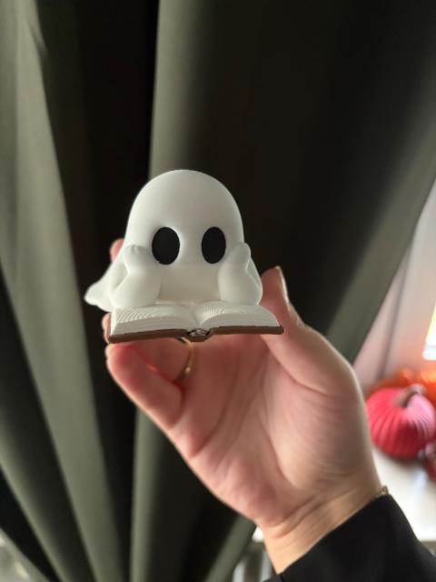 LinoraDesign 👻📖 Lese-Geist – süße Herbst- & Halloween-Deko