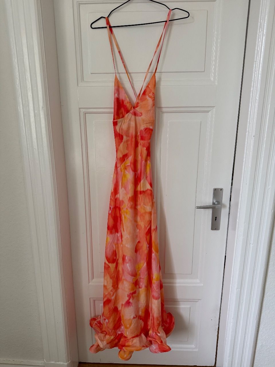 NA-KD Florales Midikleid NAKD Größe 32 neu mit Etikett  Size XXS