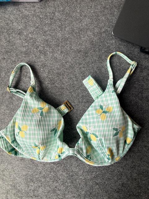 Hollister Bikini Oberteil Size S