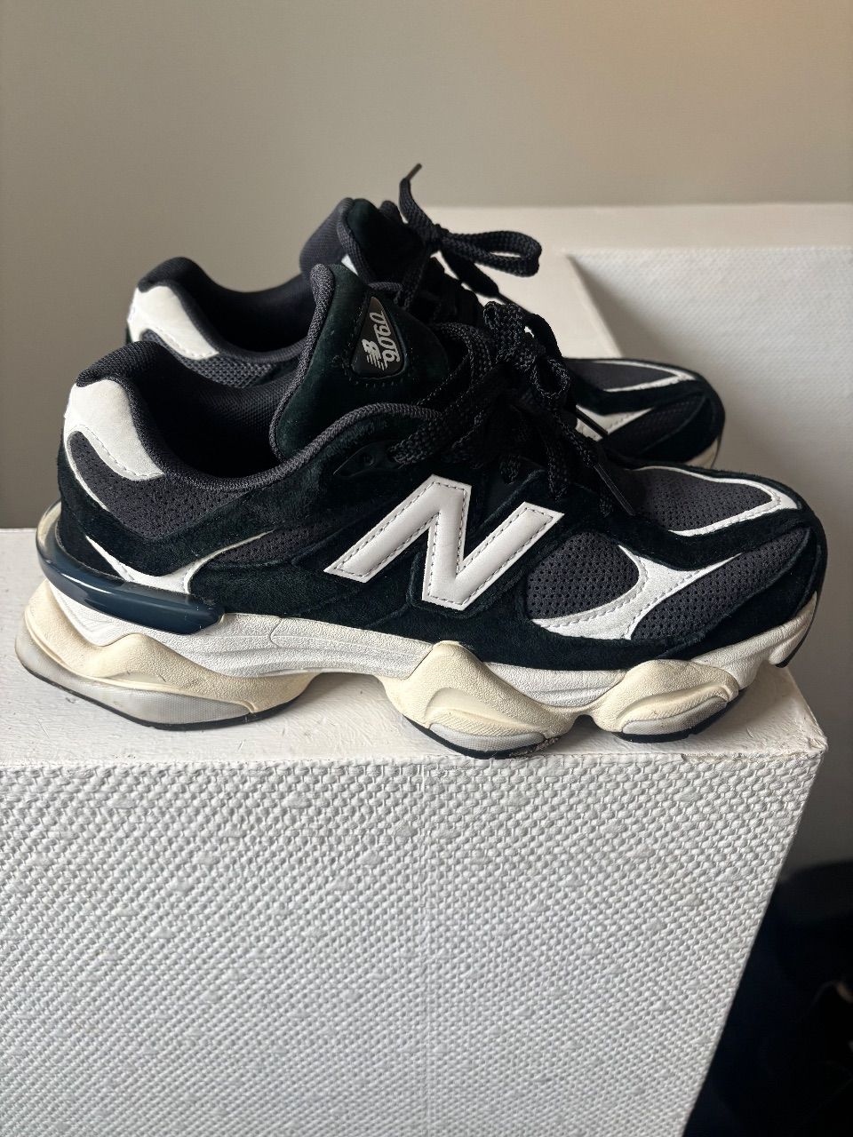 New Balance  New Balance 9060 Gr 38,5  Size 38