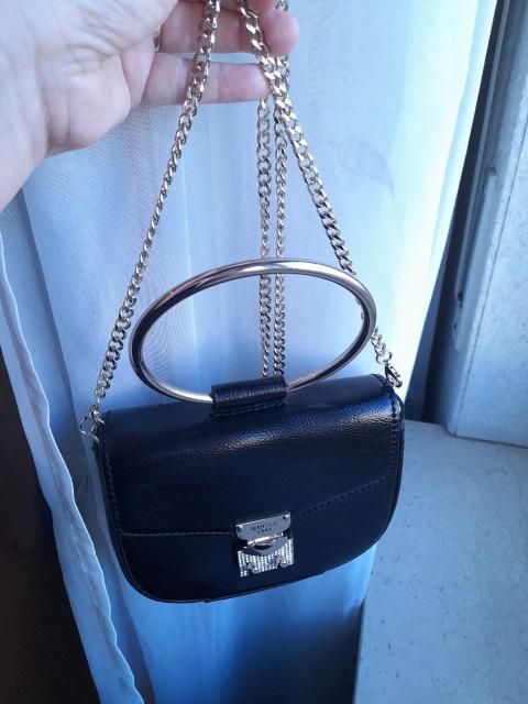 GUESS Original GUESS „Lynda Ring“ Handtasche Schwarz – Neu & Ungetragen