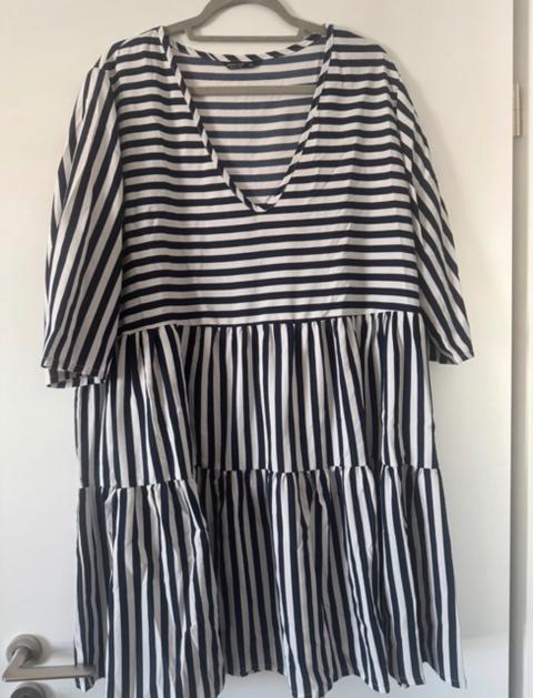 SHEIN Gestreiftes Kleid Size XXL