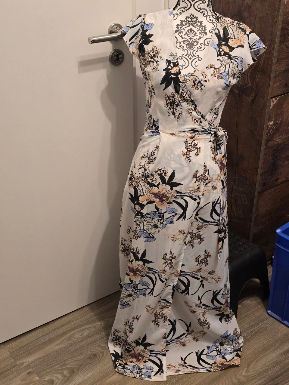 Miss Ord Miss Ord | Wickel-Maxikleid Gr. S Size S