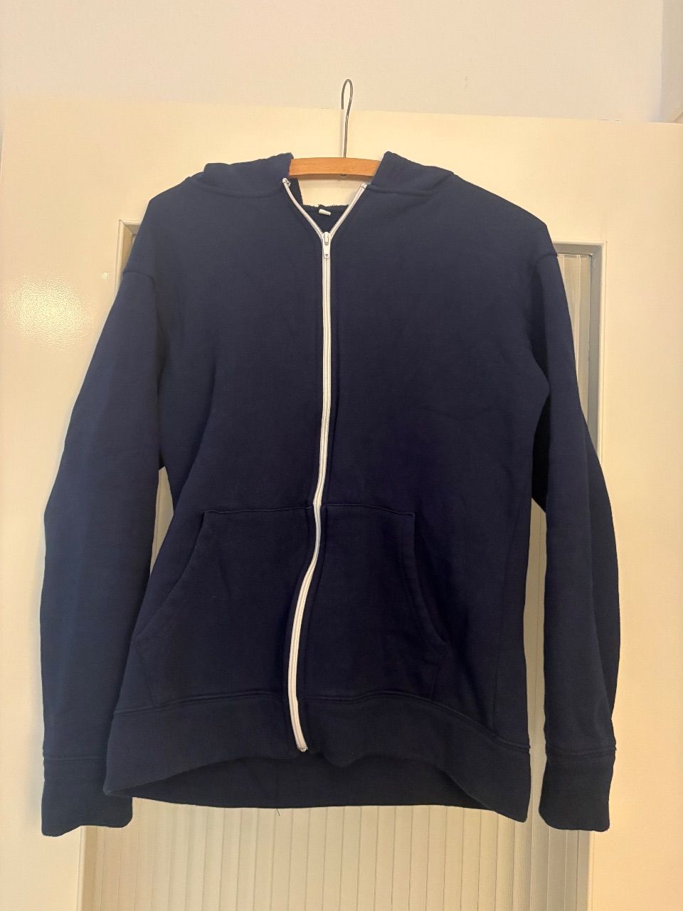 Ohne Marke Dunkelblauer gefütterter Hoodie / Sweatjacke – Gr. L fällt kleiner aus  Size L