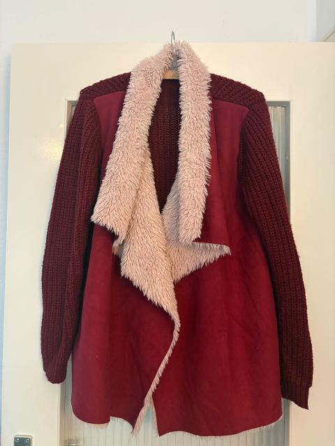 E.diva EDIVA Strickjacke Cardigan Bordeaux mit Teddyfell Size L