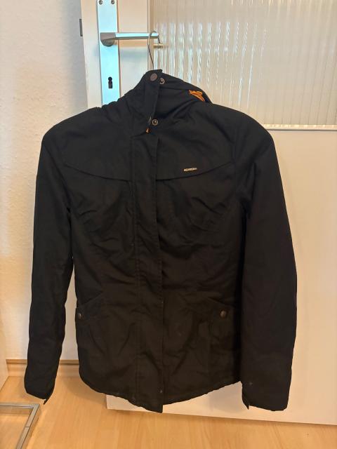 Ragwear Schwarze Damenjacke von Ragwear, Modell Plenty, in Größe S. Size S