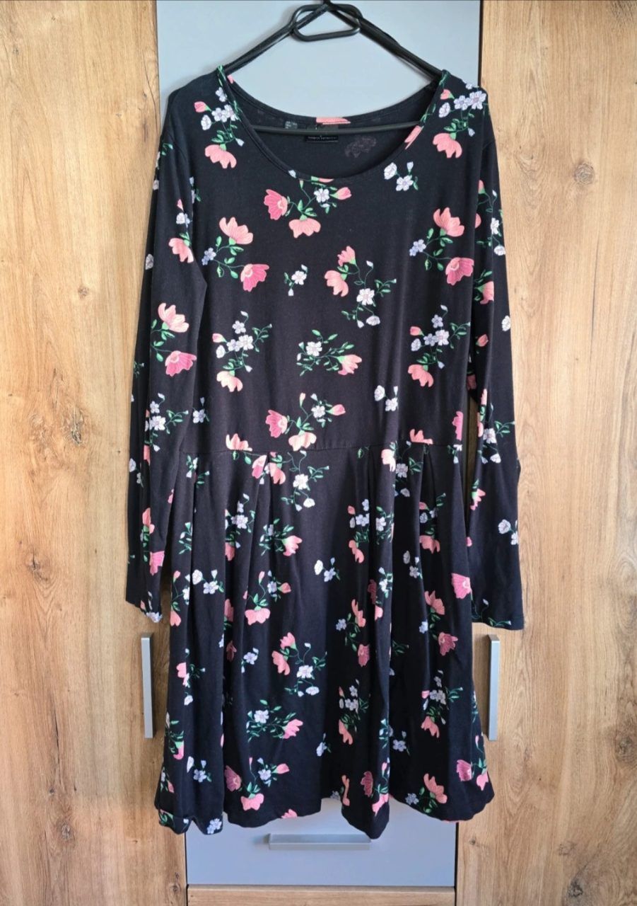 Bonprix Langärmliges Blumenkleid von bonprix Size 44