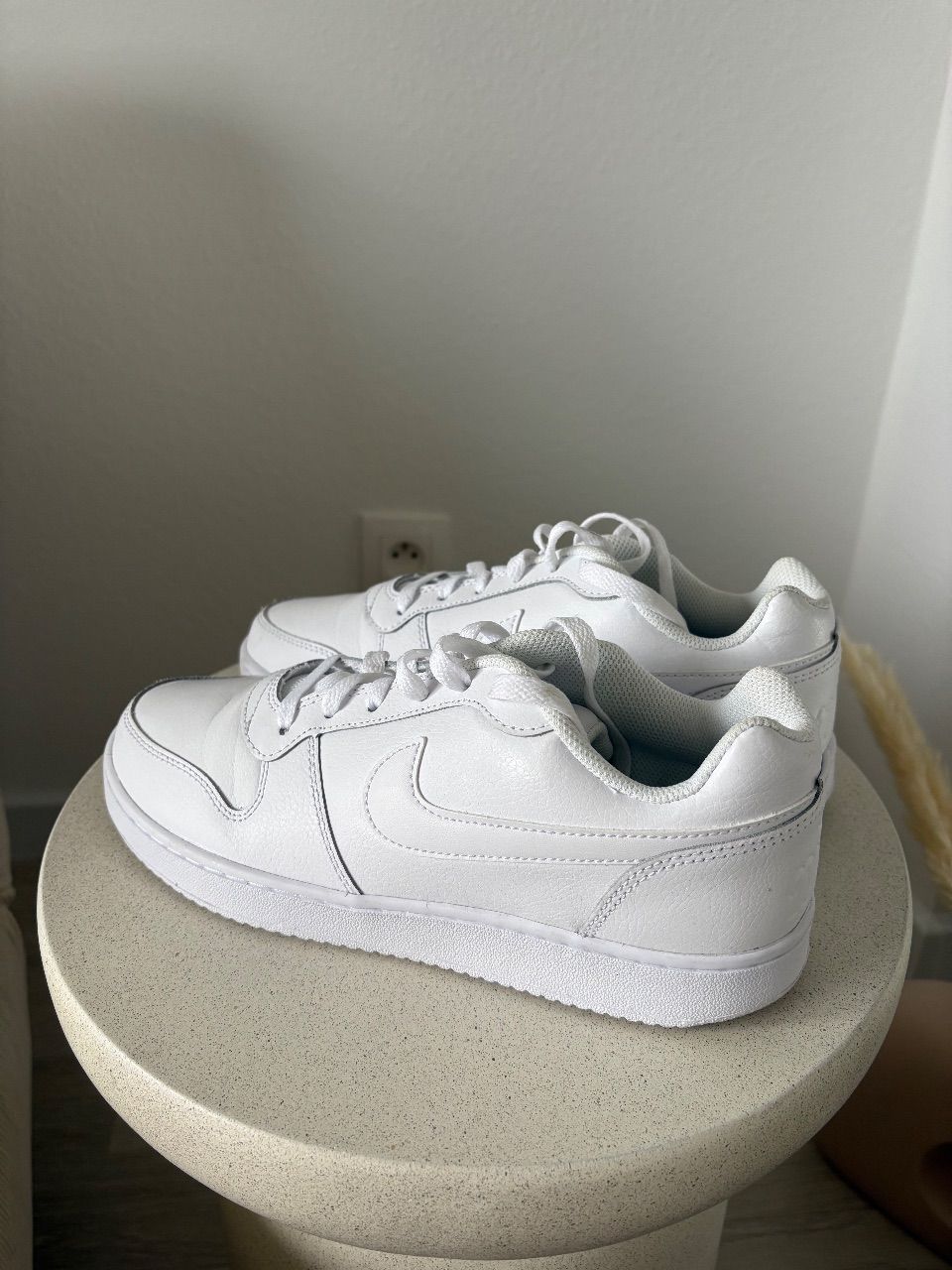 Nike Nike Sneaker Size 40