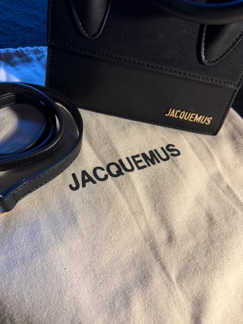 Schwarze Tasche