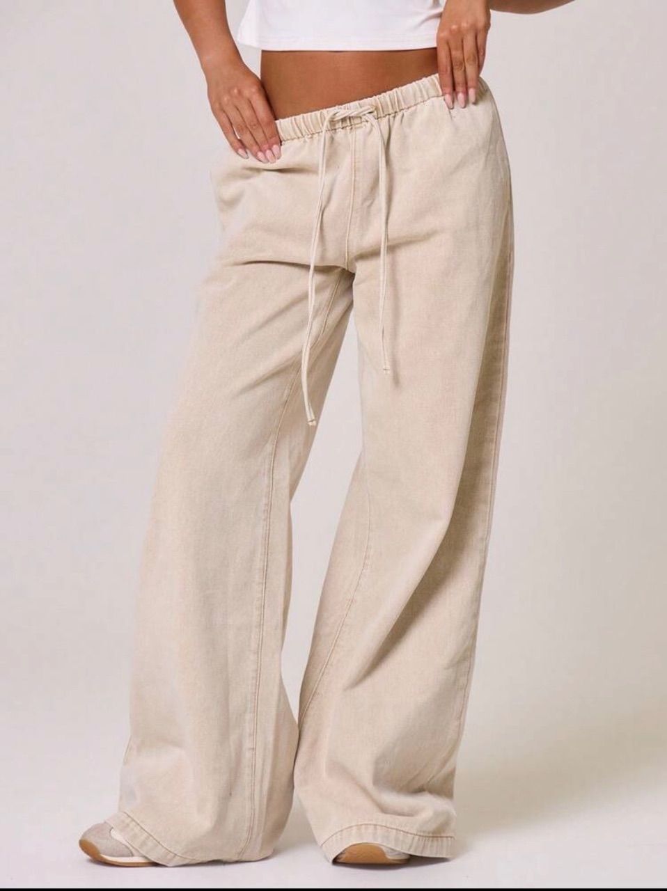 Musera Beige,Weiße Hose Size S