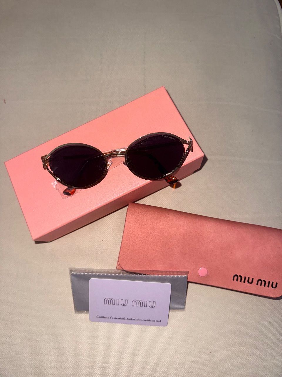 Miu Miu Sonnenbrille 