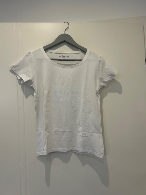 Colours Weißes Tshirt Gr. S Size S