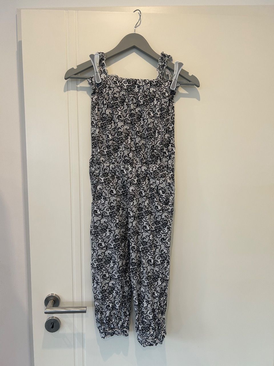 girls Jumpsuit mit Muster Gr. 134/140 Size 134