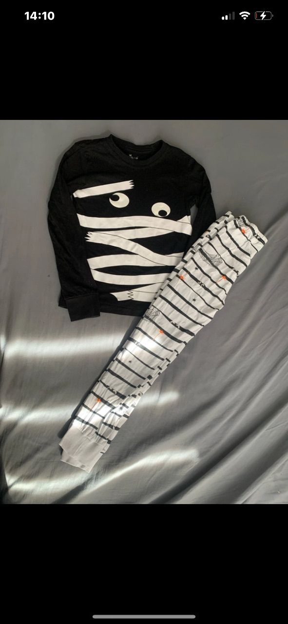 Kuniboo 2 Schlafanzüge  Size 122
