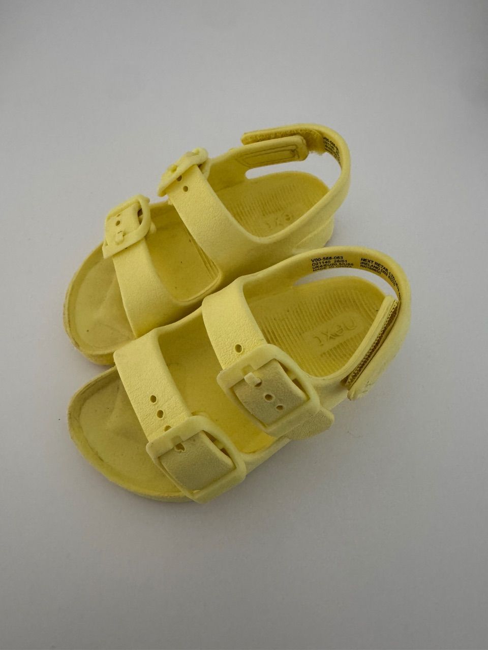 Next Next Kinder Sandalen Gelb Gr. 20.5 Size 20