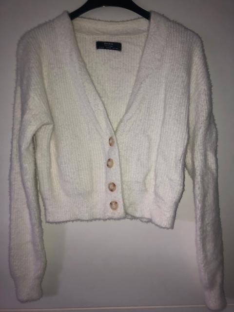 Bershka Cropped bauchfrei Cardigan Teddy Strickjacke flauschig Size XS