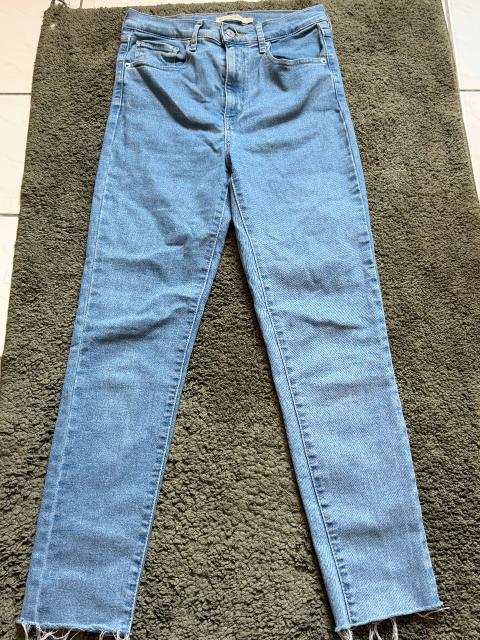 Röhrenjeans