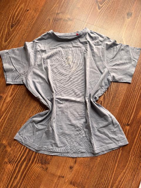 Manguun Tshirt Size L