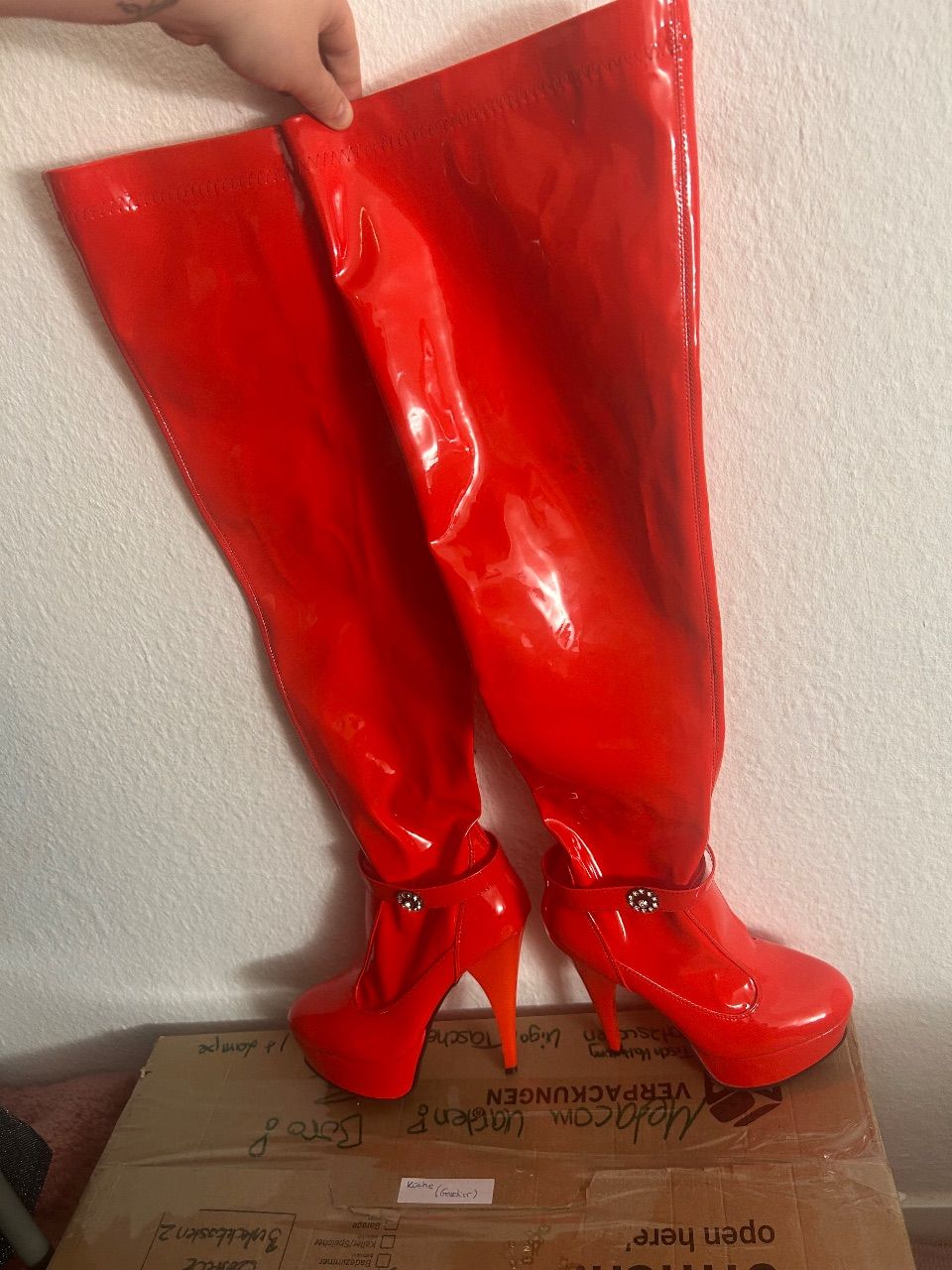 Bonprix Rote Lack Stiefel  Size 38