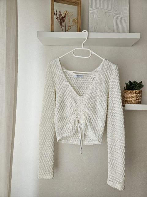 bershka weißer Strickpullover/Bluse mit Strukturmuster & Schnürung Size M