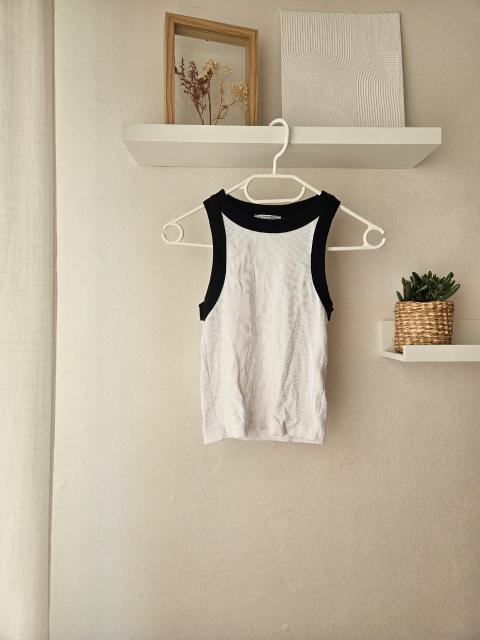 trendyol schwarz weiß Top Size S
