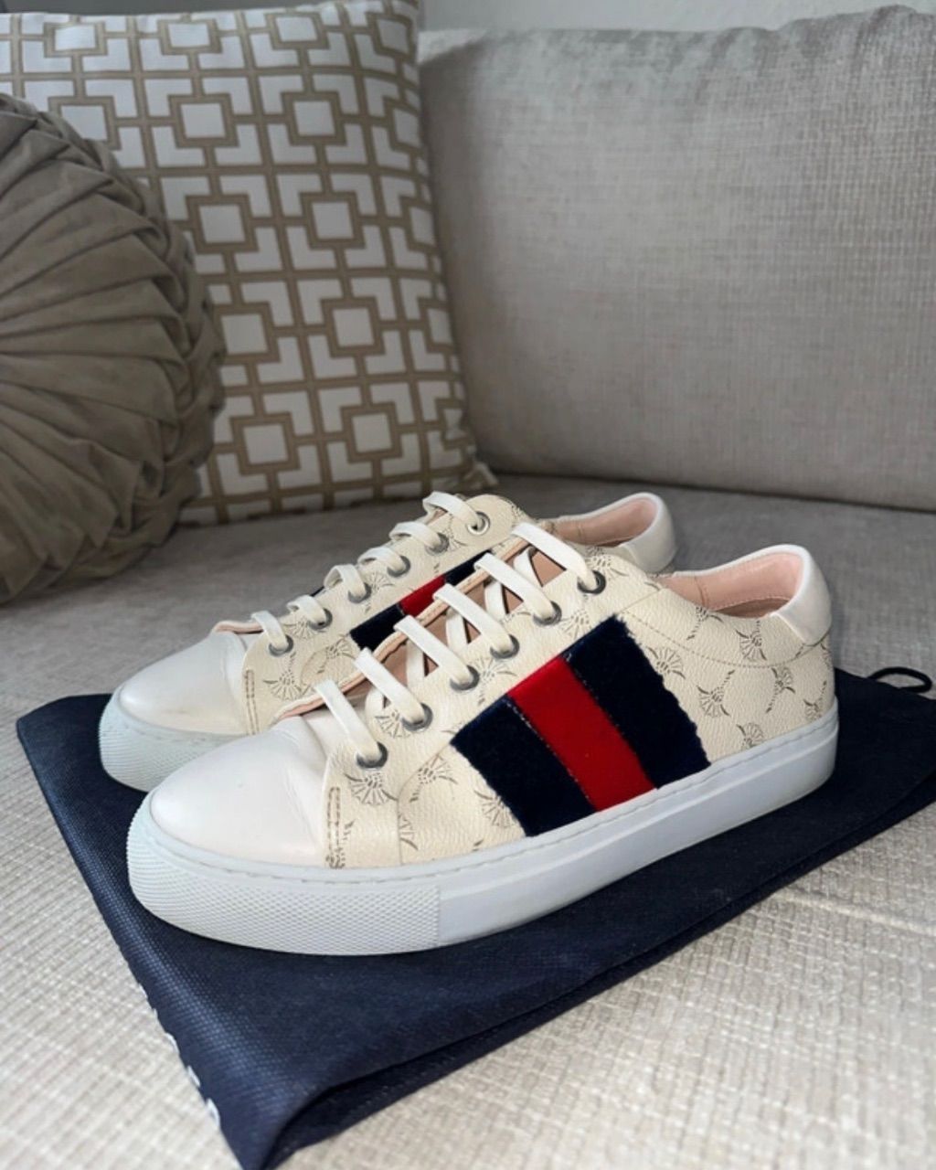 Joop Joop Sneaker Größe 38 neuwertig Creme beige blau rot  Size 38