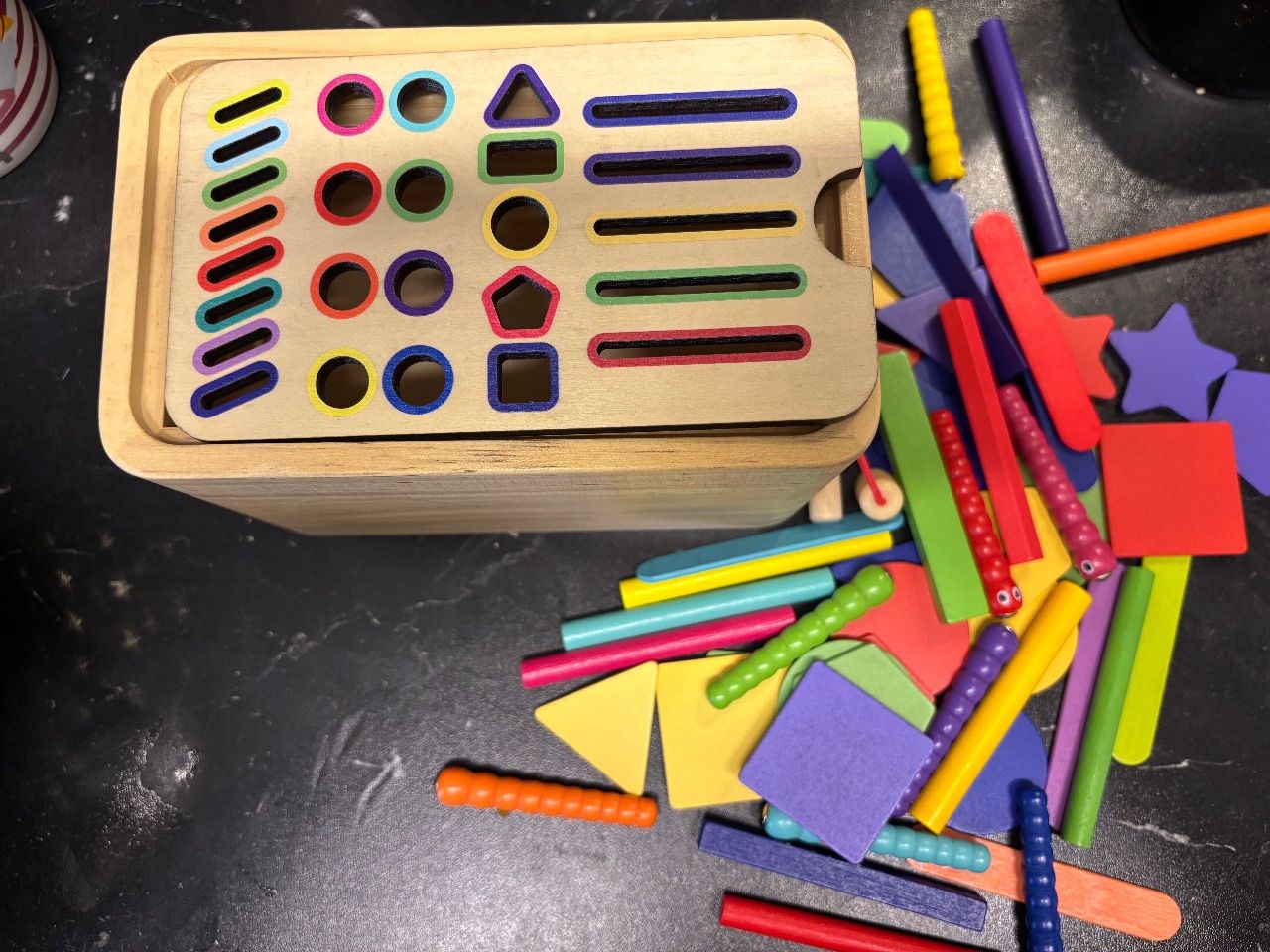Montessori Großes Montessori 4-in-1 Sortierspiel & Steckbox aus Holz