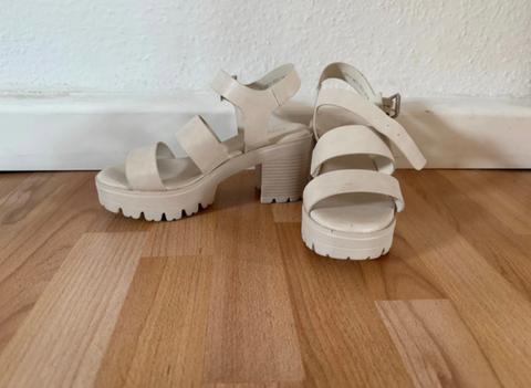 Catwalk Sandaletten mit Absatz Size 36