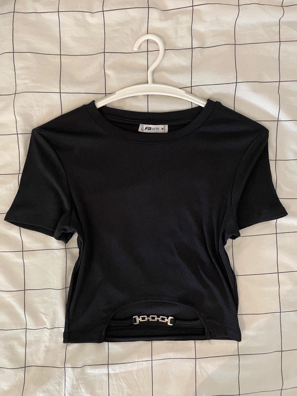 Enges schwarzes top