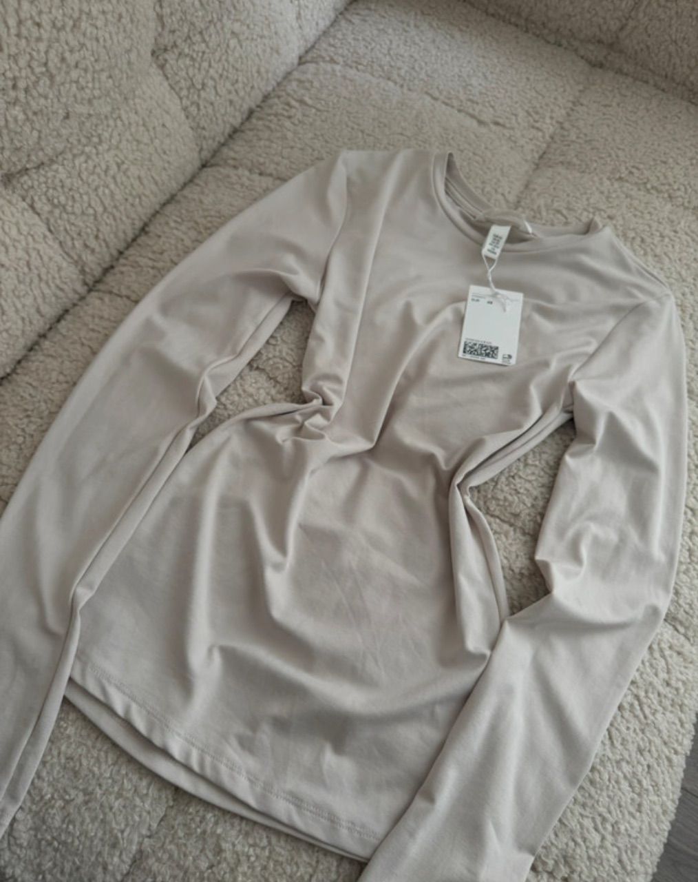 H&M Langarmshirt in hellem Greige - neu mit Etikett Size XS