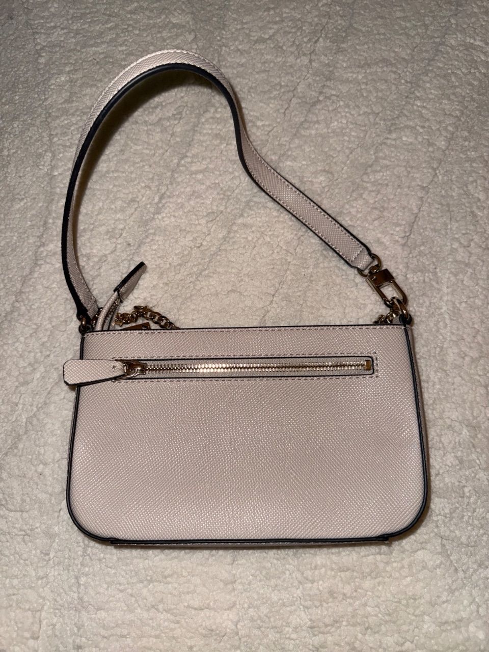 Guess Guess Tasche