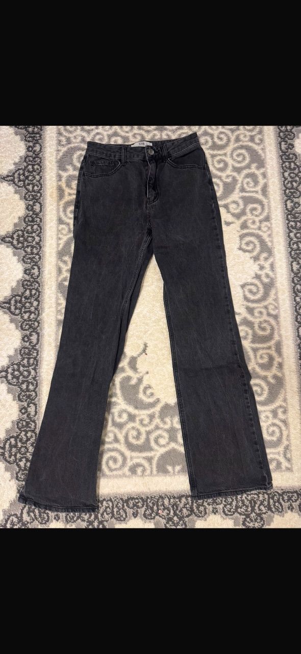 Stradivarius Straight leg jeans Size 38