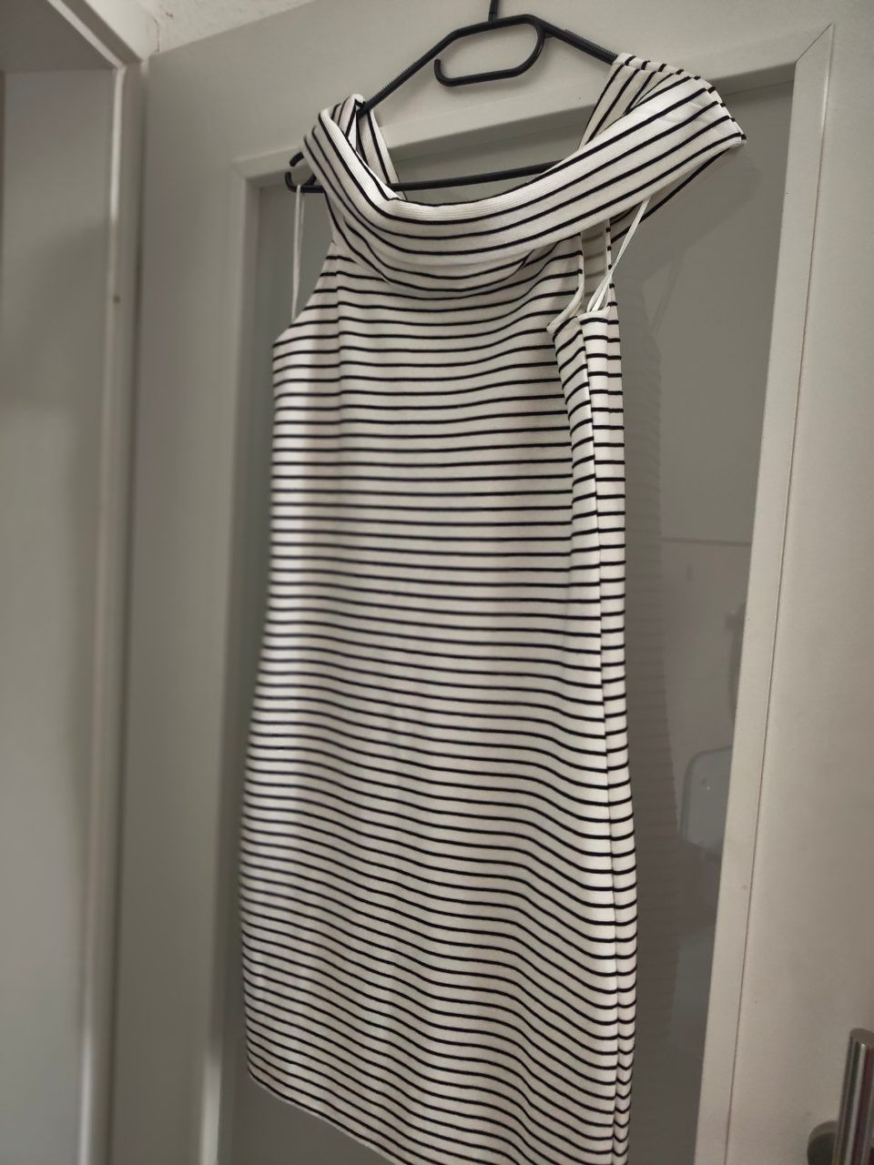 Vila Schulterfreies Kleid  Size S