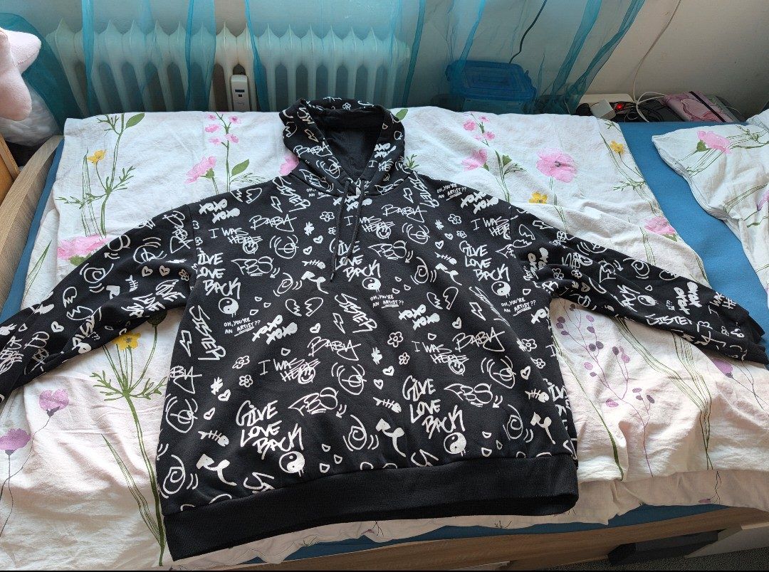 New yorker  Oversize hoodie  Size XL