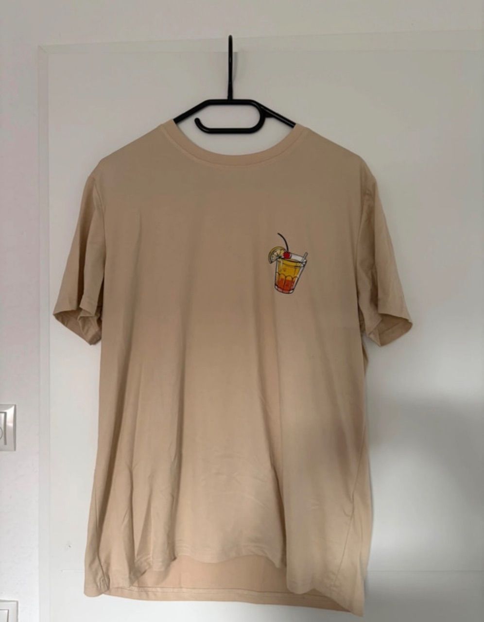 Ohne Marke Beiges Oversize T-Shirt mit Cocktail Print Size L