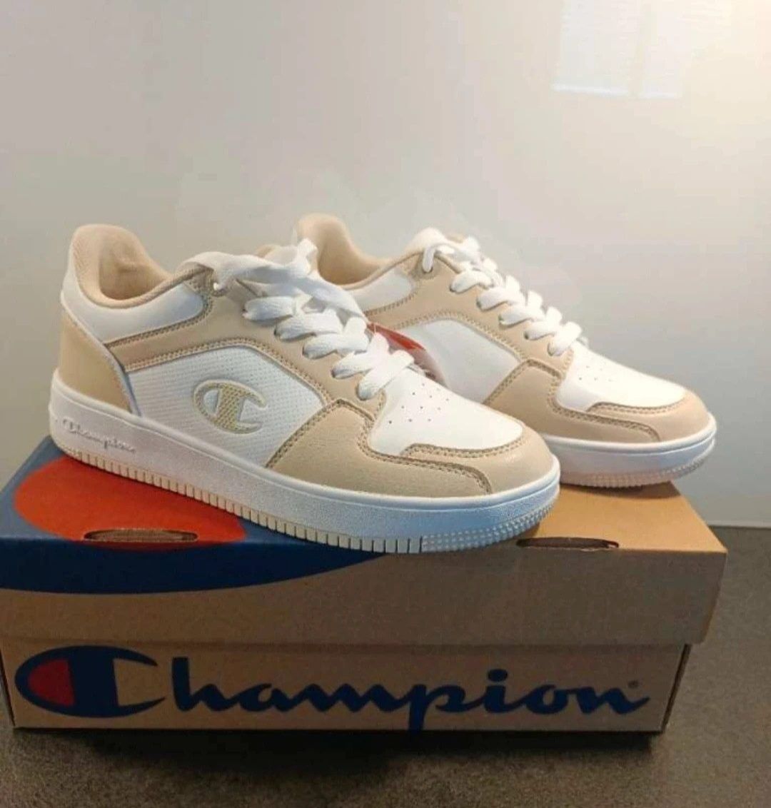 Champions  Neue Champions Sneaker in Gr. 37,5 Size 37